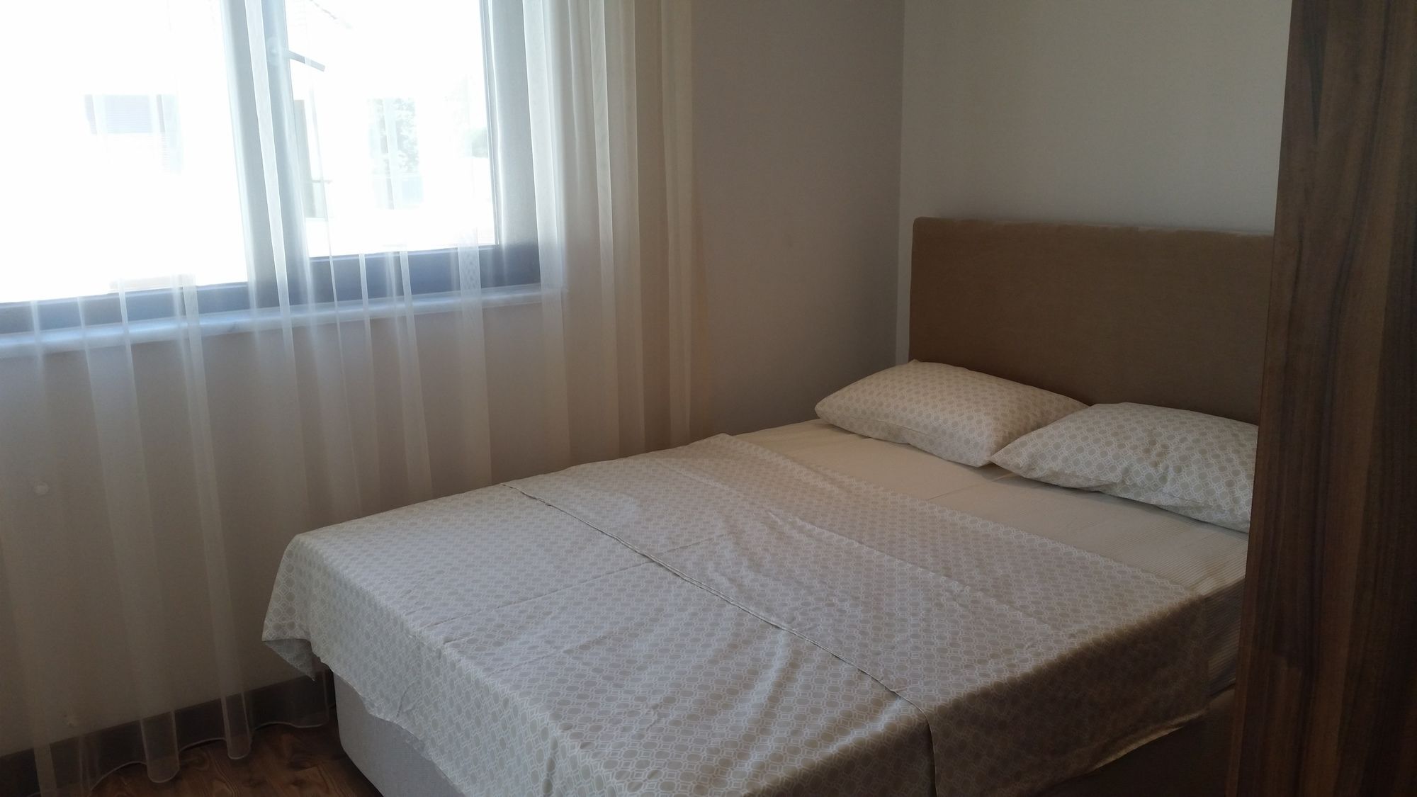 Cristal Villalar Kemer Luaran gambar