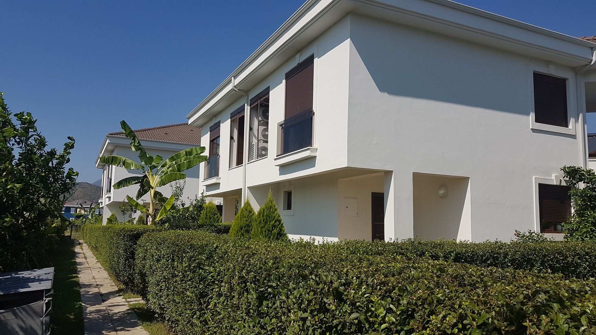 Cristal Villalar Kemer Luaran gambar