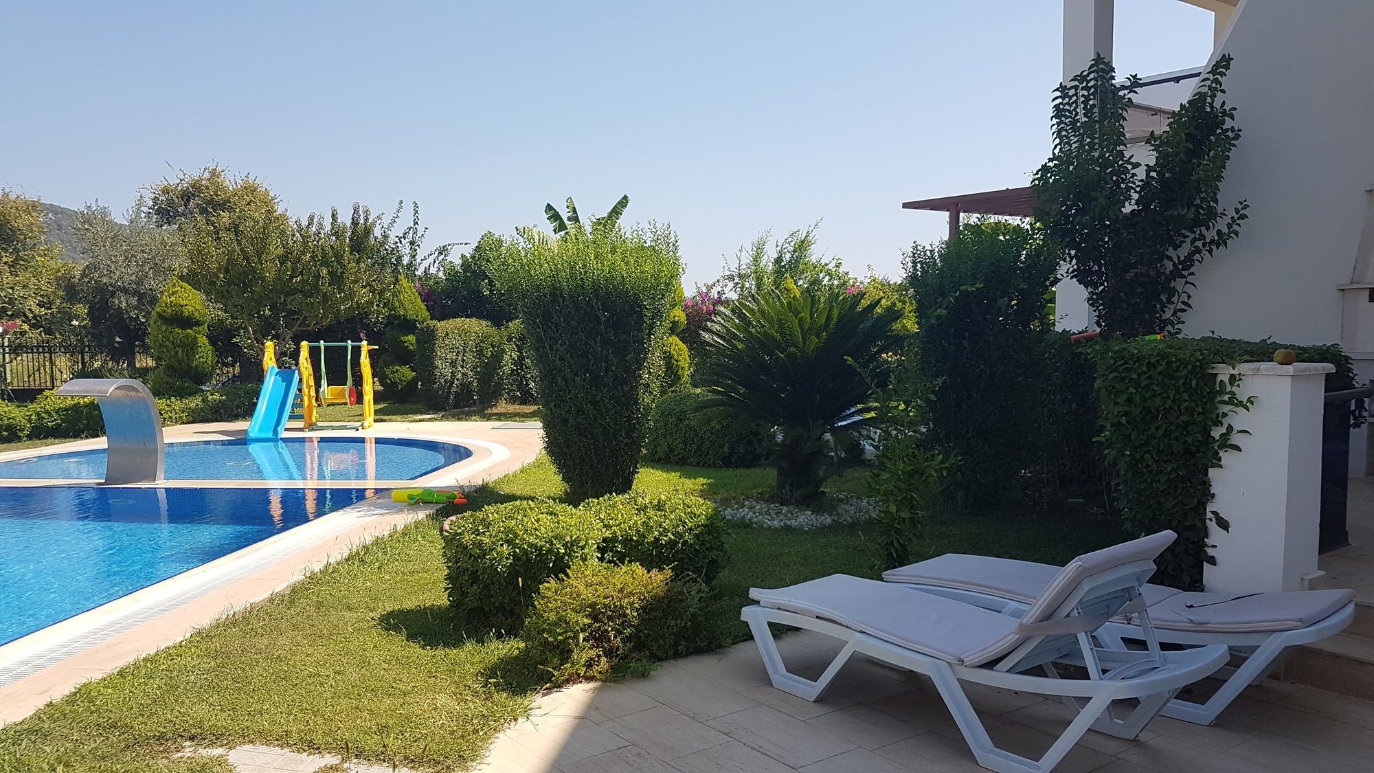 Cristal Villalar Kemer Luaran gambar