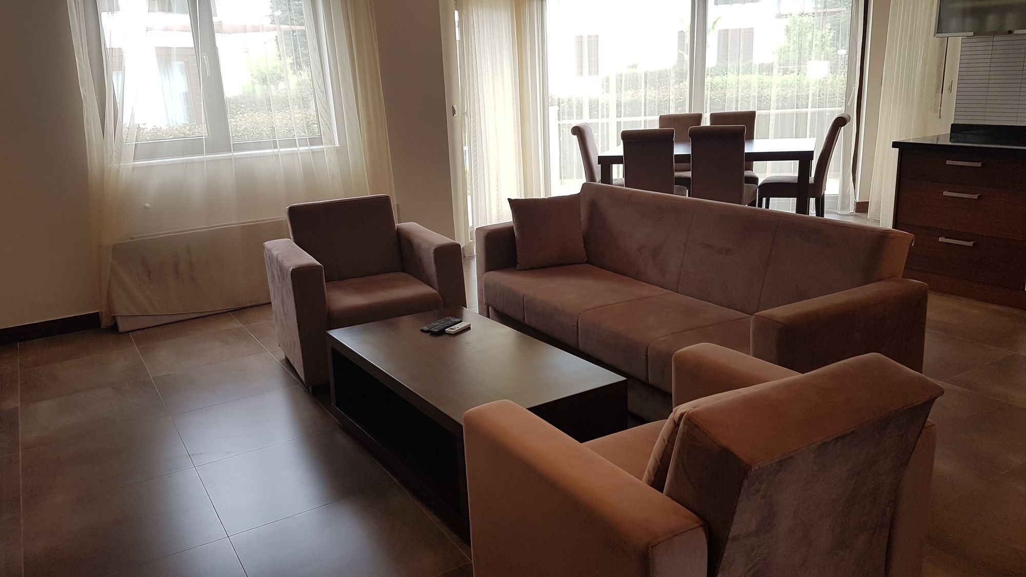 Cristal Villalar Kemer Luaran gambar